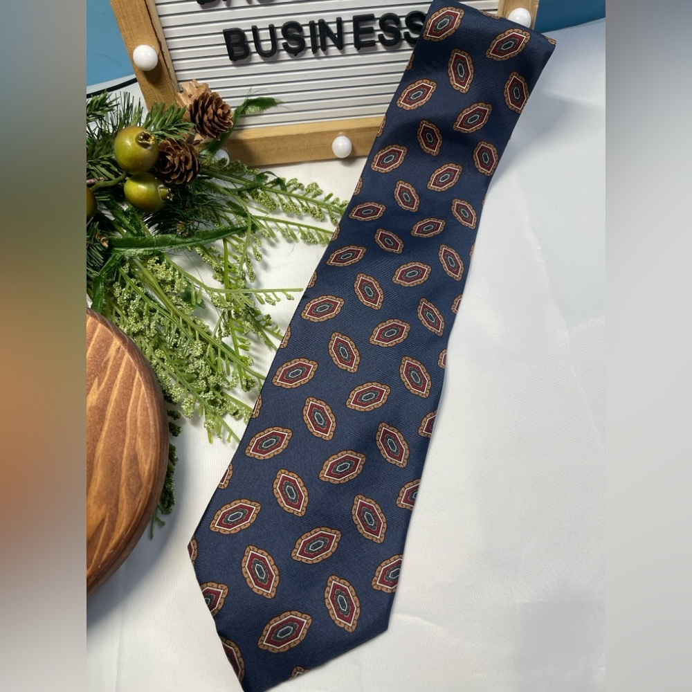 Andhurst Men’s Silk Necktie Blue Geometric Pattern Made in USA 57”